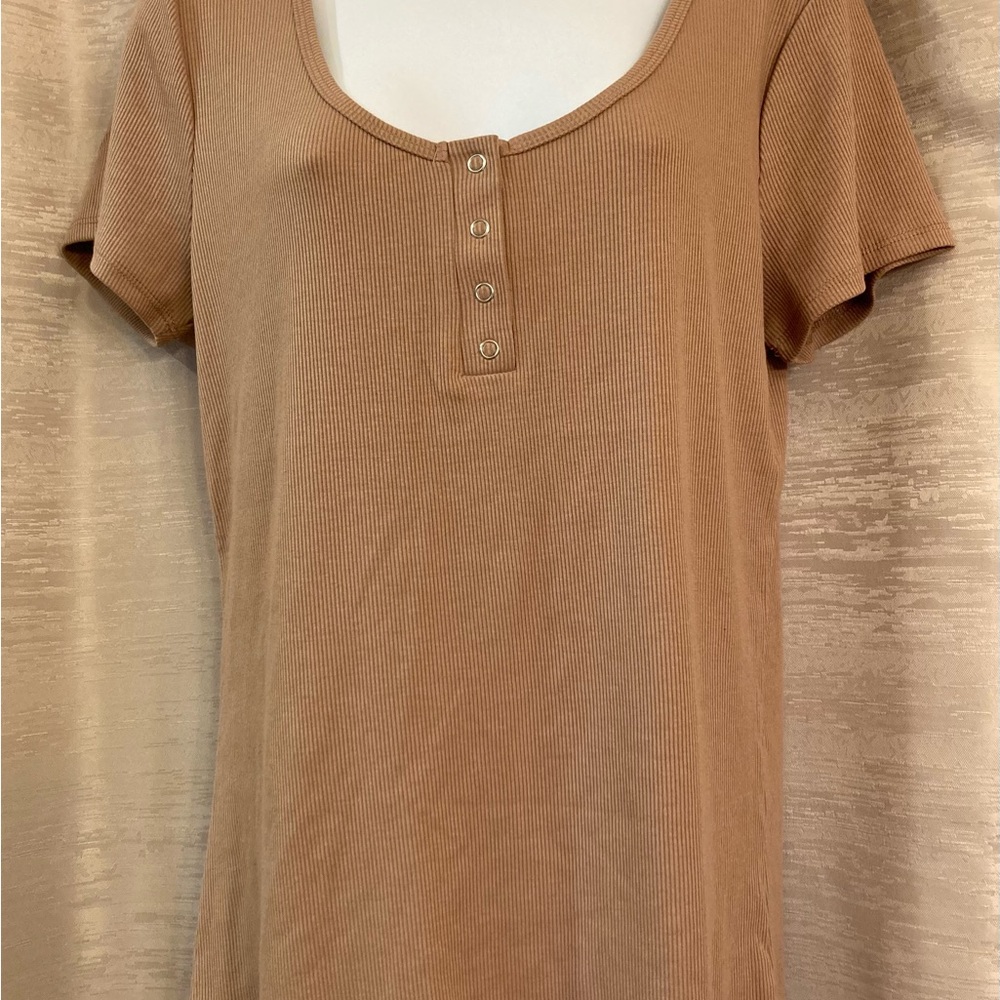 Bozzolo Tan Short Sleeve Tee